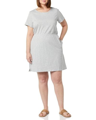 Amazon Essentials Vestido corto en punto de algodón con cintura elástica y manga corta Mujer - Gris