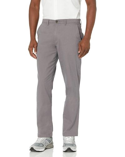 Amazon Essentials Pantaloni Chino Elasticizzati Casual dalla vestibilità Sportiva - Grigio