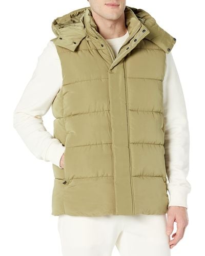 Amazon Essentials Relaxed-fit Water Repellent Recycled Polyester Hooded Puffer Vest - Green