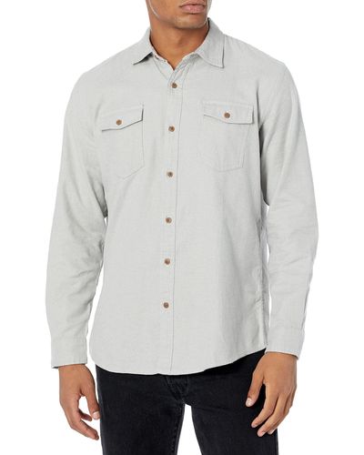 Amazon Essentials Regular-fit Long-sleeve Two-pocket Flannel Shirt - Grey