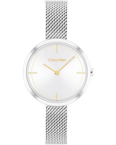 Calvin Klein Reloj Analógico de Cuarzo para mujer con correa de malla de acero inoxidable plateada - 25200184 - Blanco
