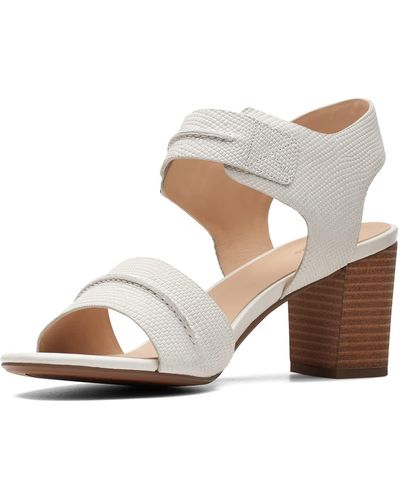 Clarks Shoes 26172361 Karseahi Seam Off White - Natural