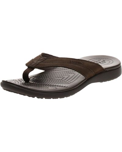 Crocs™ Santa Cruz Leather Flip M Dusch-& Badeschuhe - Mehrfarbig