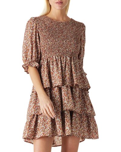 FIND Kleid Sommerkleid mit Blumenmotiv Gesmokt Partykleid Strandkleid Halber Arm Lagenförmiges Rüschenkleid lässig - Braun