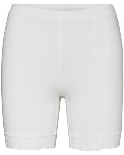 Vero Moda VMMAXI LACE NOOS Shorts - Weiß