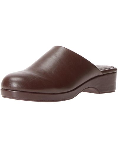 Amazon Essentials Clog - Brown