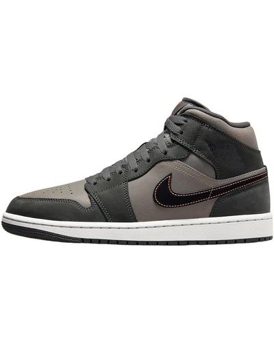 Nike Air Jordan 1 Mid Se Schoenen - Zwart