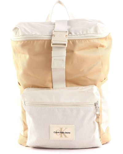 Calvin Klein CKJ Sport Essentials Slim BP40 Backpack Travertine/Classic Beige - Weiß