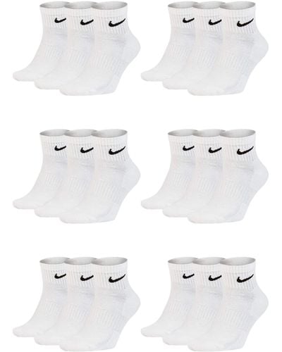 Nike 18 Paar Kurze Socke Knöchelhoch Weiß Schwarz Sparset SX7667 Sportsocken Größe 34 36 38 40 42 44 46 48 50