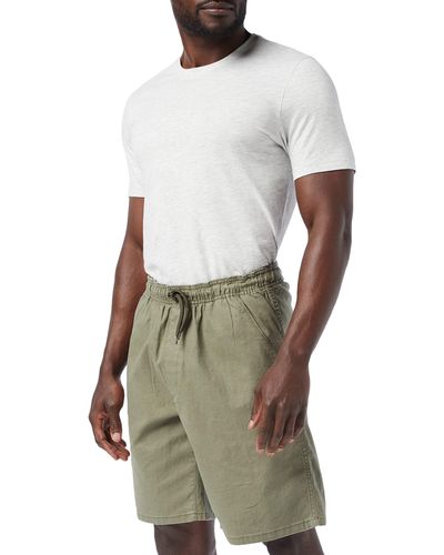 Wrangler Bermuda Shorts - White