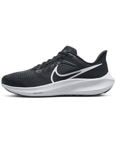 Nike Air Zoom Pegasus 39 Road Running Shoes - Noir