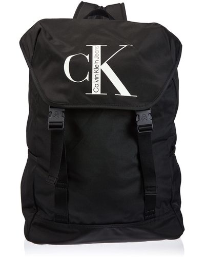Calvin Klein Essentials Flap Rucksack - Schwarz