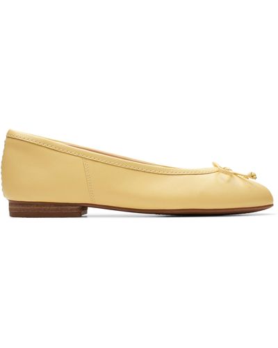Clarks Fawna Lily Leather Shoes In Yellow Standard Fit Size 5.5 - Natural
