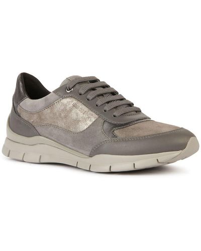 Geox D Sukie A Sneakers - Grijs