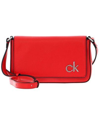 Calvin Klein Flap XBody Bag Vibrant Coral - Rot