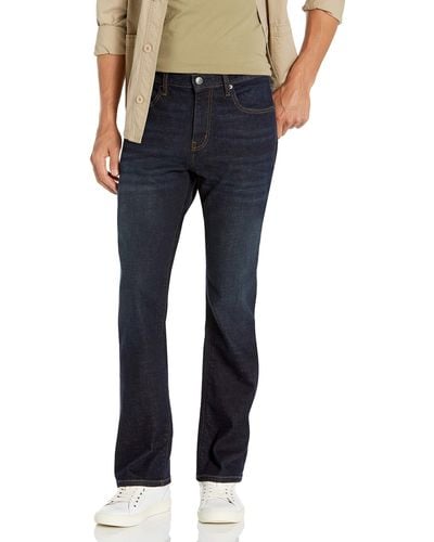 Amazon Essentials Bootcut-Jeans mit gerader Passform - Blau