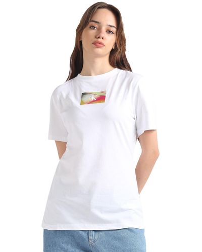 Calvin Klein Jeans Vrouwen Verlichte Doos Logo Slim Tee S/s T-shirts - Wit