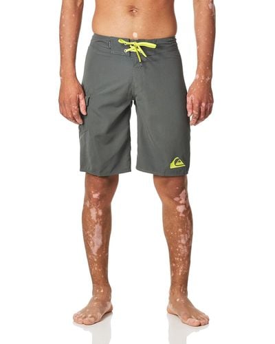 Quiksilver Mens Everyday 21 Swim Trunk Bathing Suit Fashion Board Shorts - Gray