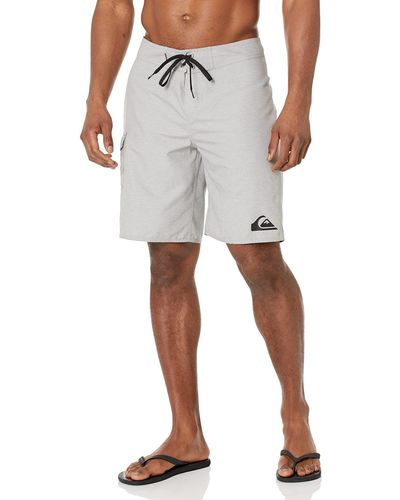 Short de bain Rouge homme Quiksilver EVERYDAY RAGER 18