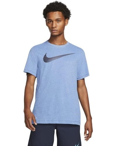 Nike Dri-FIT 2YR Swoosh Trainings-T-Shirt - Blau
