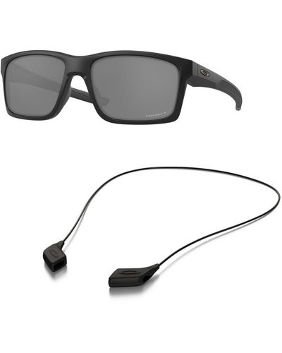 Oakley Sunglasses Bundle: Oo 9264 926445 Mainlink Matte Black Prizm Bla Accessory Shiny Black Leash Kit - Grey