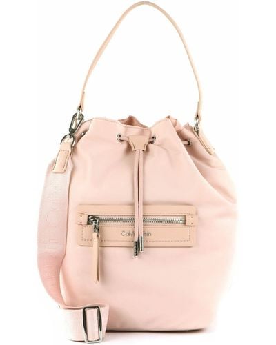 Calvin Klein CK Essential Bucket Bag Spring Rose - Pink