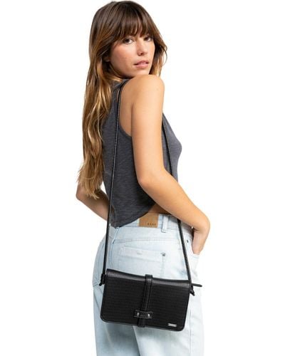 Calvin klein sale roxy leather crossbody
