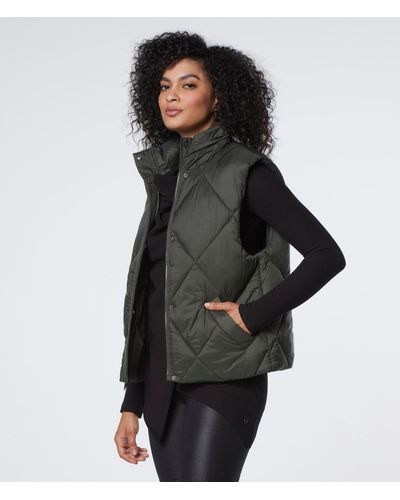 Andrew Marc Large Diamond Quilted Vest With Hidden Rain Hood - Black