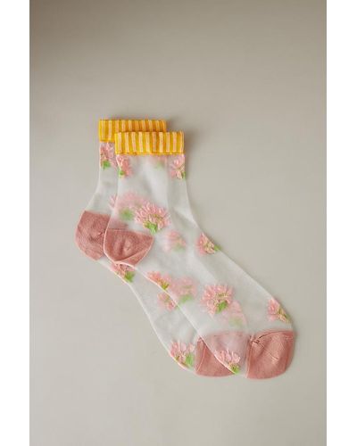 Hansel From Basel Sheer Floral Ankle Socks - Pink