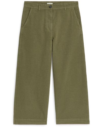 ARKET Cropped Cotton Linen Chinos - Green
