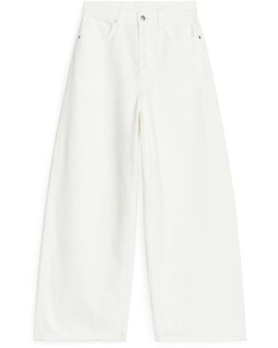 ARKET Tulsi Relaxed Jeans - White