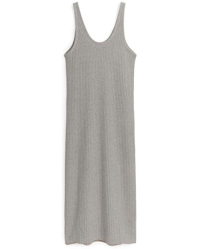 ARKET Midi-Kleid Aus Rippstrick - Grau