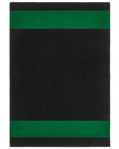 ARKET Extravaganter Schal In Übergröße - Grün