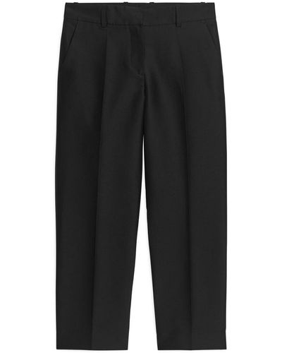 ARKET Cropped Lyocell Trousers - Black