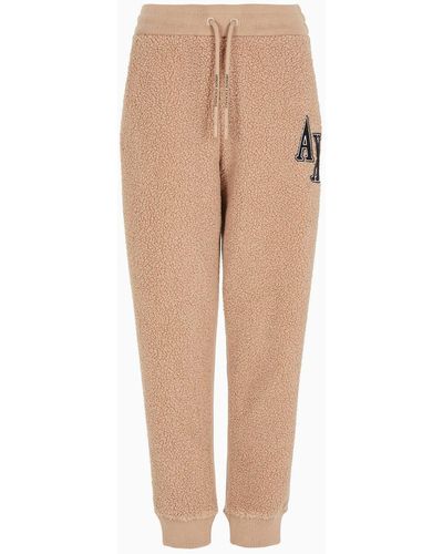 Abbigliamento sportivo hotsell in saldo
