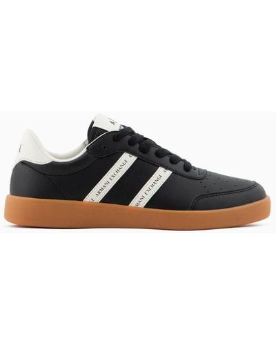 Armani Exchange Trainers With Contrasting Side Bands - Black