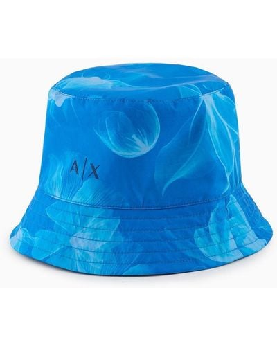Armani Exchange Cloche In Technical Fabric With Logo - Blue