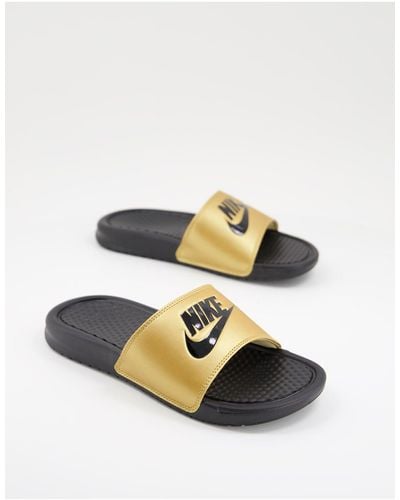 Nike Benassi - slider nere/oro - Bianco