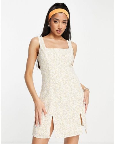 Glamorous 90s Fitted Cami Dress - White