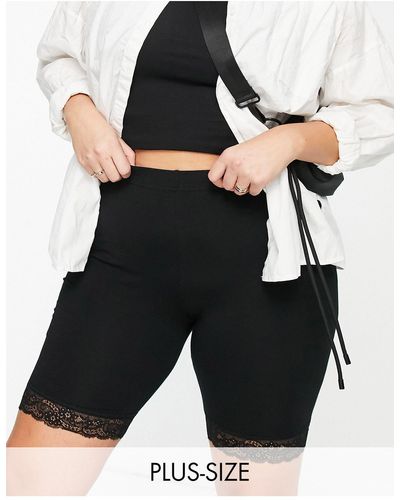 Vero Moda legging Shorts With Lace Detail - Black