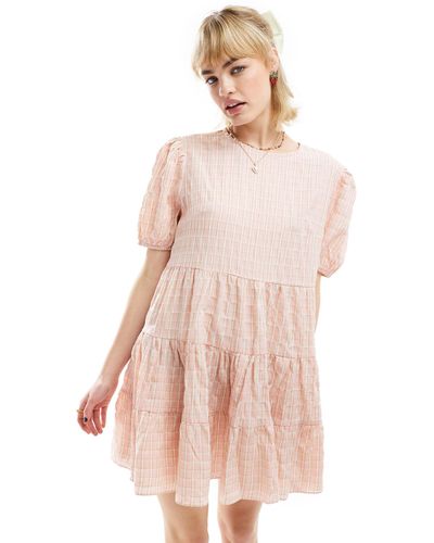 Glamorous Short Sleeve Pleated Smock Dress - Pink