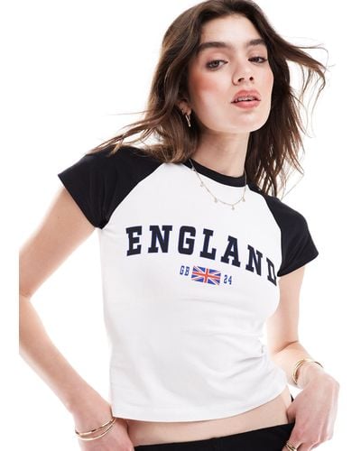 JJXX – knapp geschnittenes t-shirt mit "england"-print auf der brust - Weiß