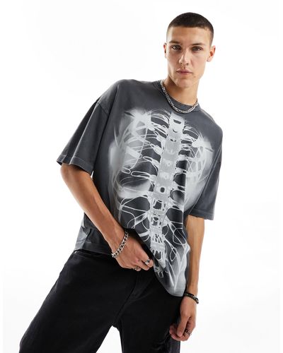 ASOS T-shirt oversize épais avec imprimé cage thoracique devant - délavé - Gris