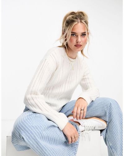New Look Distressed Knitted Jumper - White