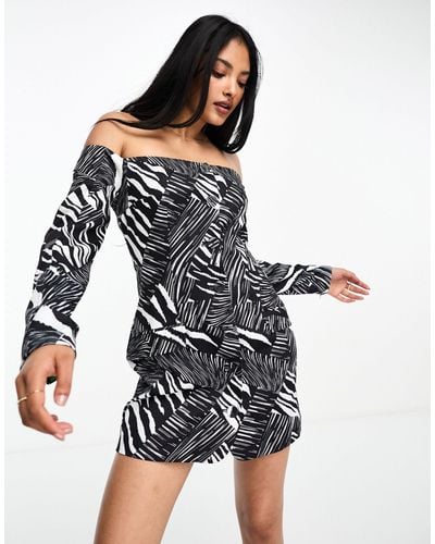 Annorlunda Digital Zebra Buckle Detail Blazer Dress - Black