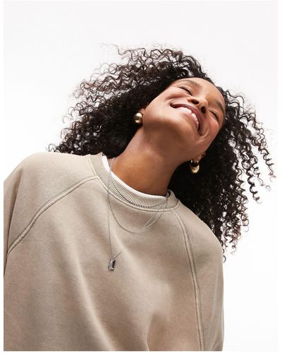 TOPSHOP – premium – lang geschnittenes sweatshirt mit acid-waschung - Braun
