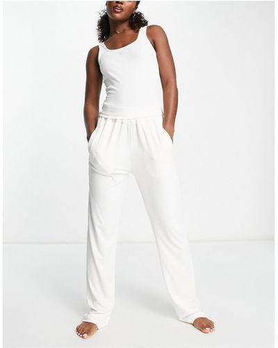 Il Sarto Lounge Ribbed Vest And Wide Pant Set - White
