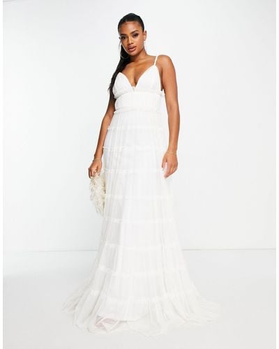 LACE & BEADS Plunge Tiered Maxi Dress - White