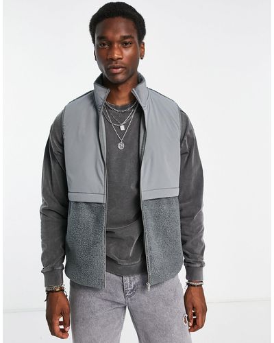 ADPT Teddy Vest With Nylon Panel - Grey