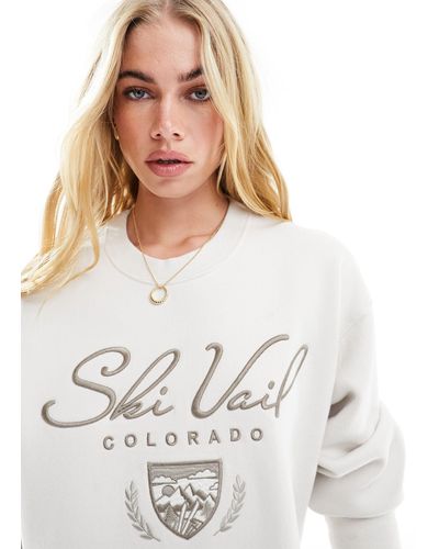 Abercrombie & Fitch – colorado ski – sweatshirt mit logostickerei - Weiß
